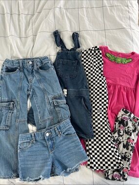 Girls' Old Navy, Hanna Andersson bundle size small/6-7 pants & dress